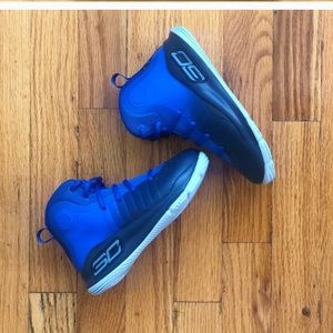 Toddler Under Armour - sneakers - basketball- 11C